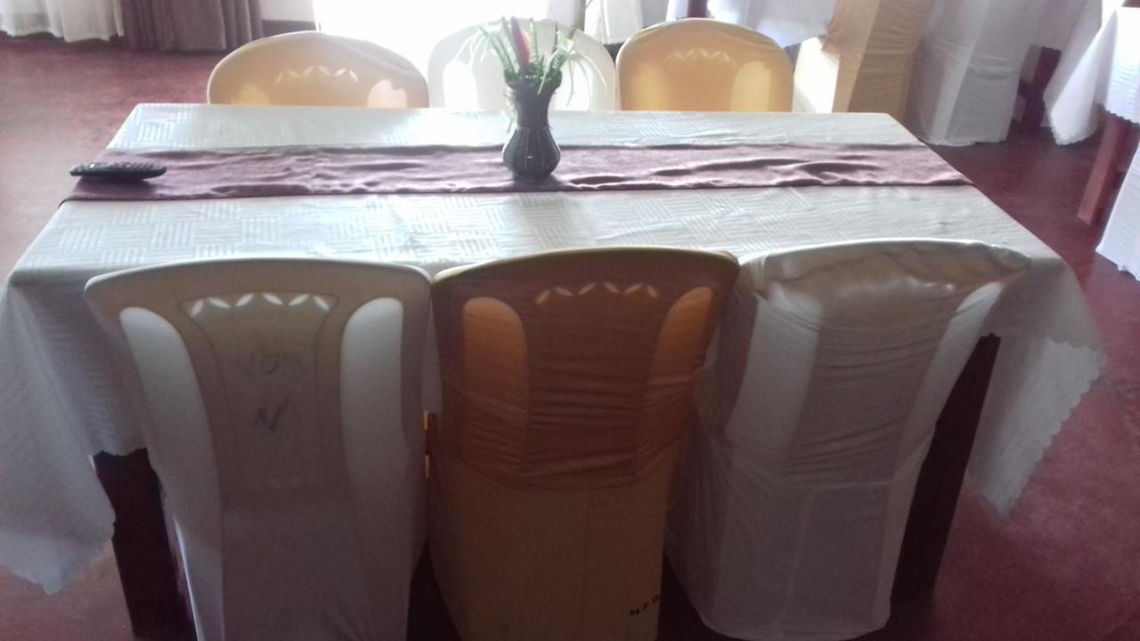 Riverside Resort Hotel Kabale Luaran gambar